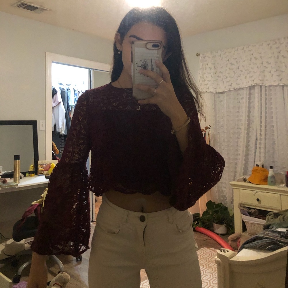 Xhiliaration maroon lace detail top